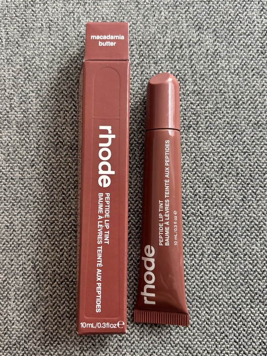 RHODE Other - rhode macadamia butter lip tint
